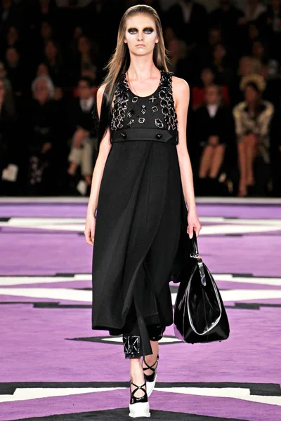 Look 6